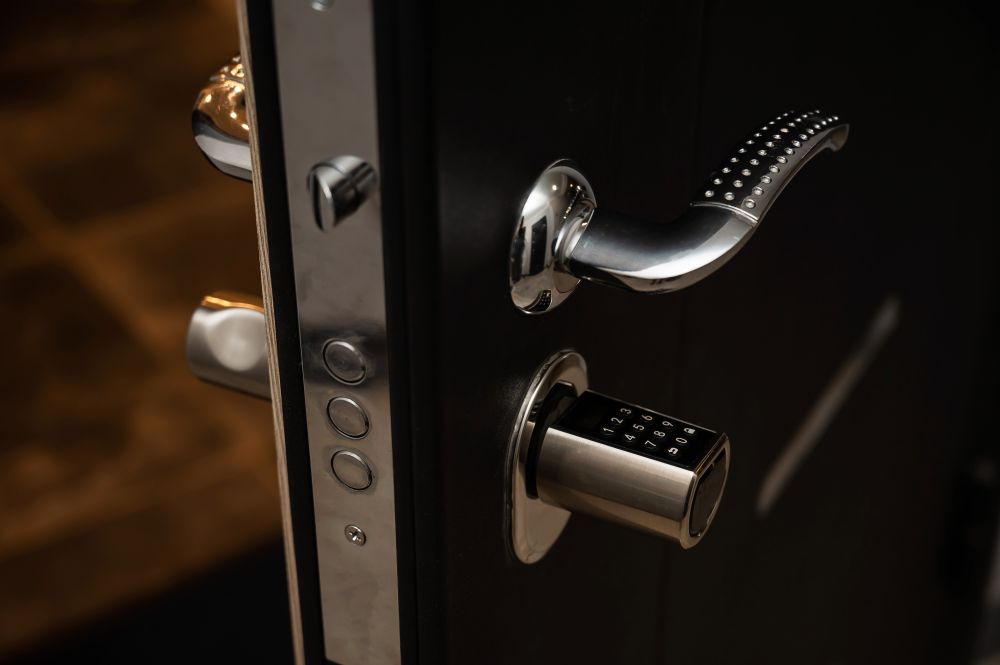 Porte Blindate Murazzano Serramenti Serramenti: Serramenti in PVC - Serramenti in Alluminio - Serramenti in Legno - Porte Interne - Tende - porte Blindate Porte Blindate Murazzano Serramenti Serramenti: Serramenti in PVC - Serramenti in Alluminio - Serramenti in Legno - Porte Interne - Tende - porte Blindate